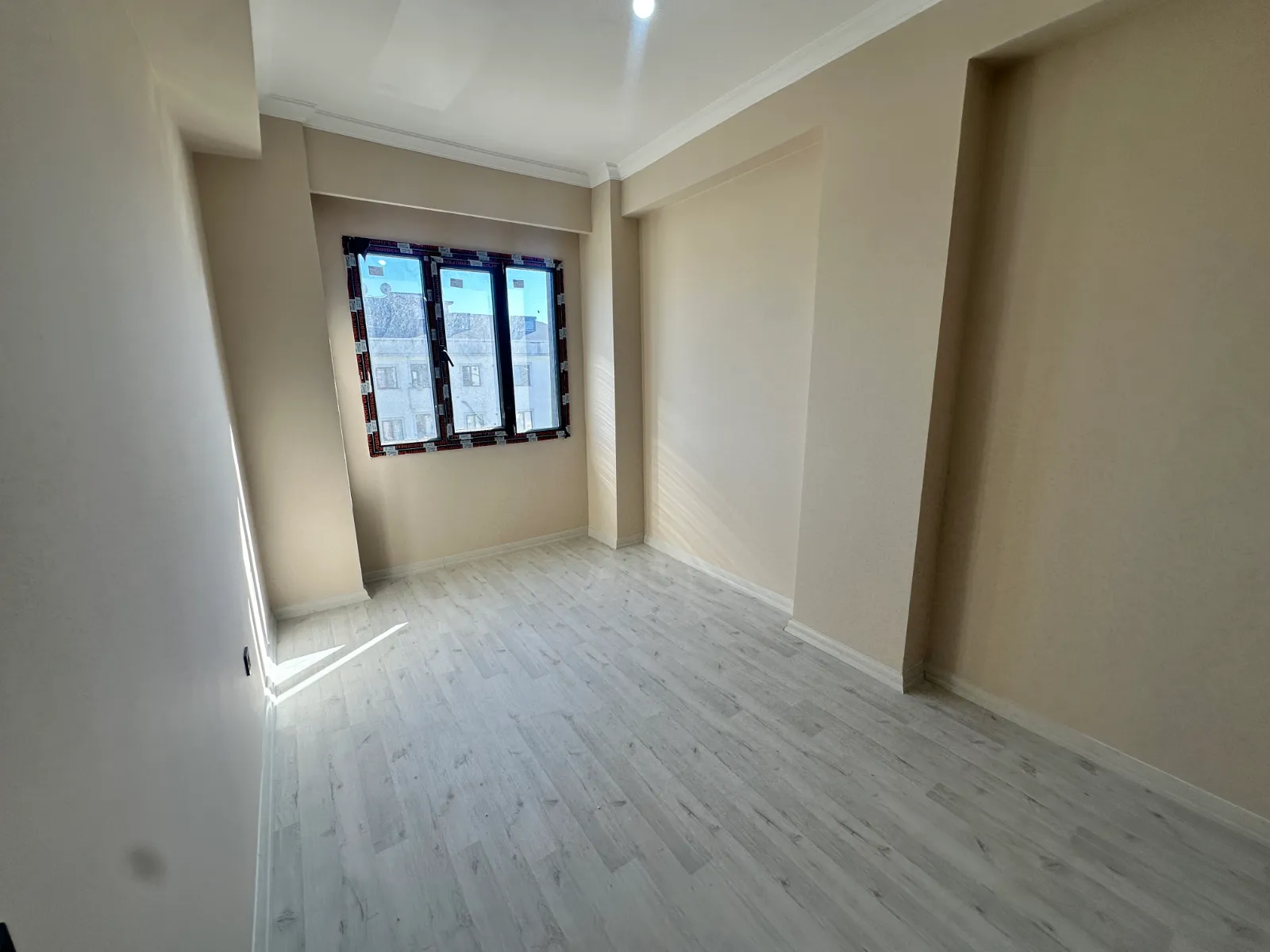 ARNAVUKÖY TAŞOLUKTA SATILIK 2+1 SIFIR ARAKAT DAİRE KOD(1007) görsel 3