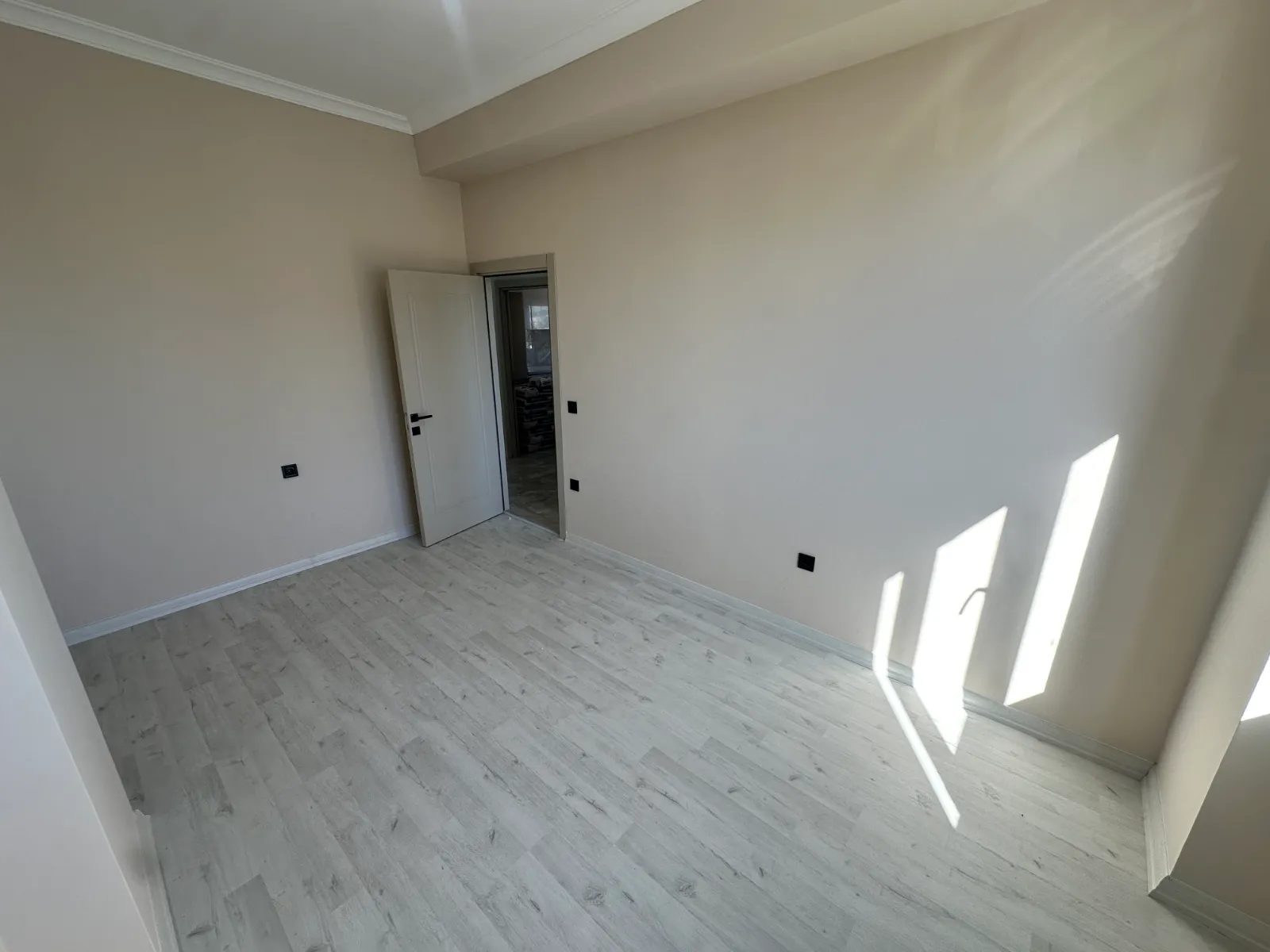 ARNAVUKÖY TAŞOLUKTA SATILIK 2+1 SIFIR ARAKAT DAİRE KOD(1007) görsel 6