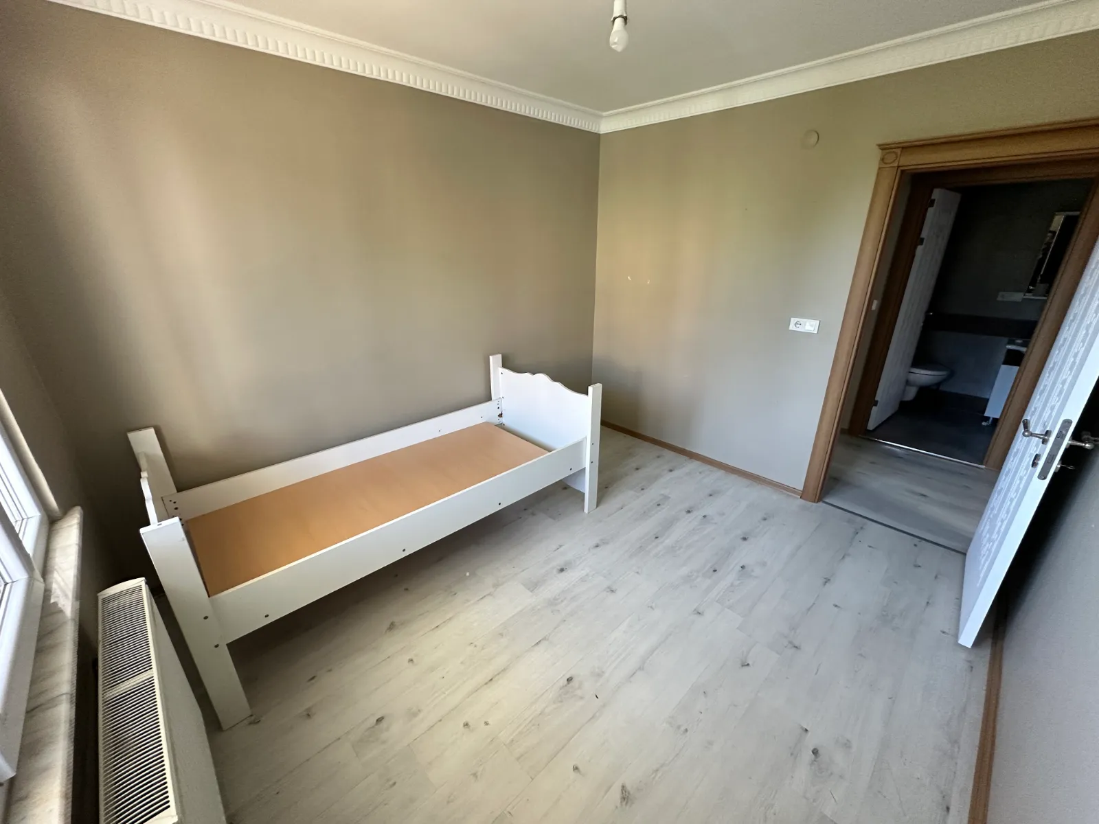ARNAVUTKÖY HARAÇÇI'DA SİTE İÇERİSİNDE SATILIK 2+1 DAİRE KOD(1010) görsel 8