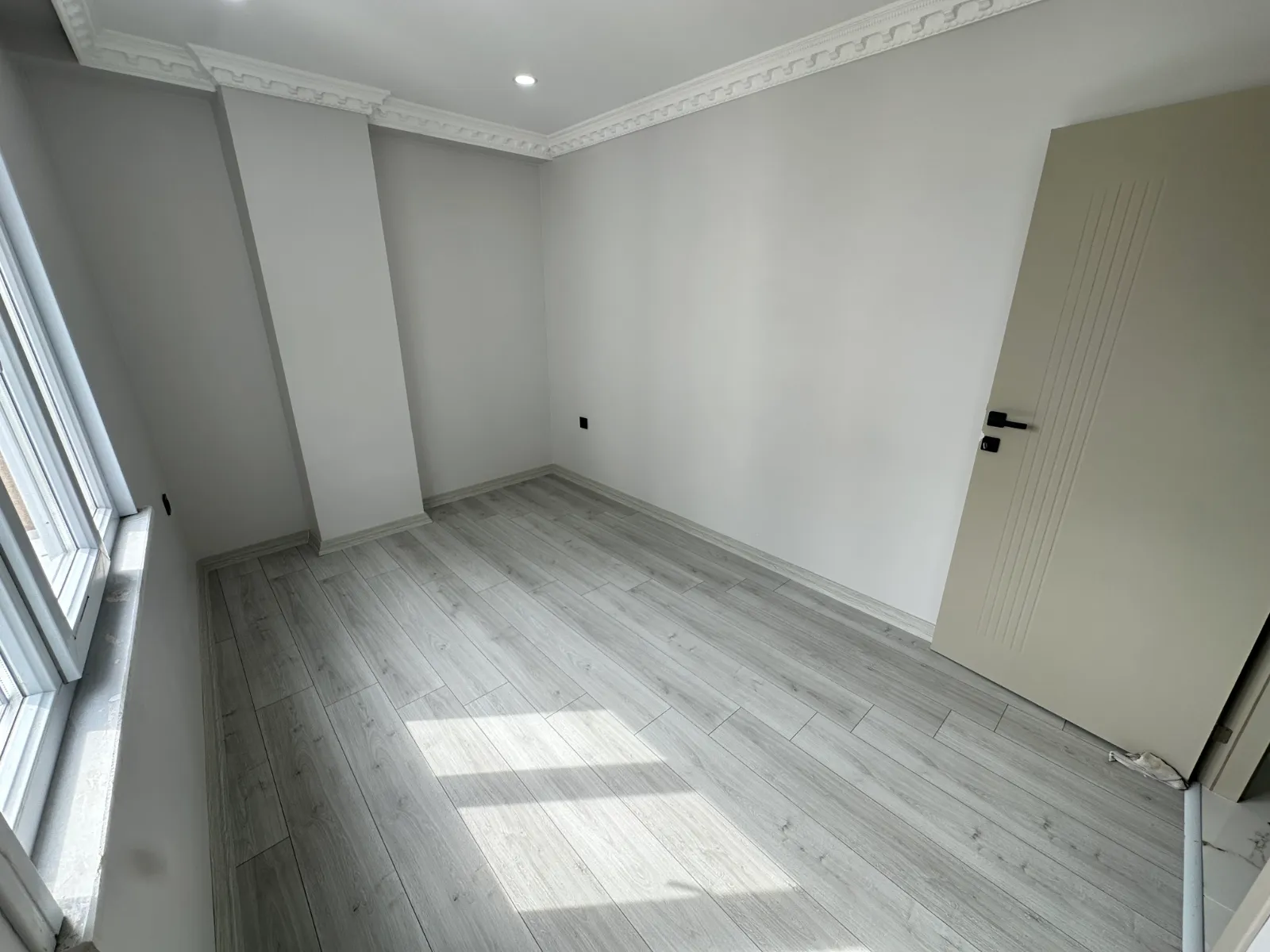 MERKEZ MAHALLESİNDE SATILIK SIFIR ARA KAT DAİRE KOD(1028) görsel 5