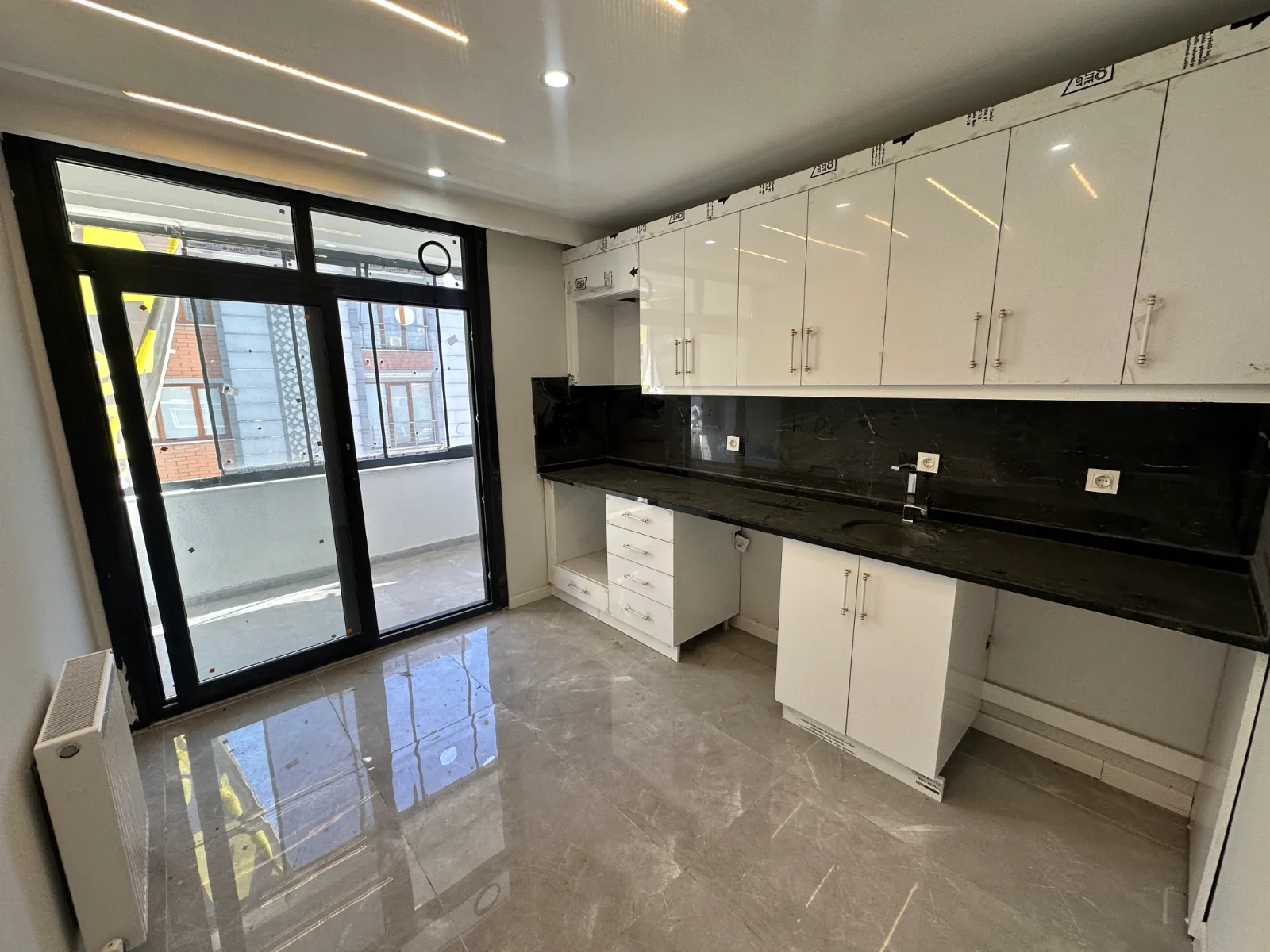 ANADOLU MAHALLESİNDE SATILIK LÜKS 2+1 DAİRE KOD(1001) görsel 3