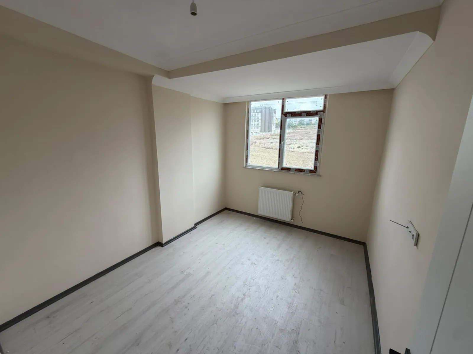 HADIMKÖY OMURTAK CADDESİ ÜZERİ SATILIK 2+1 DAİRE KOD(1034) görsel 5