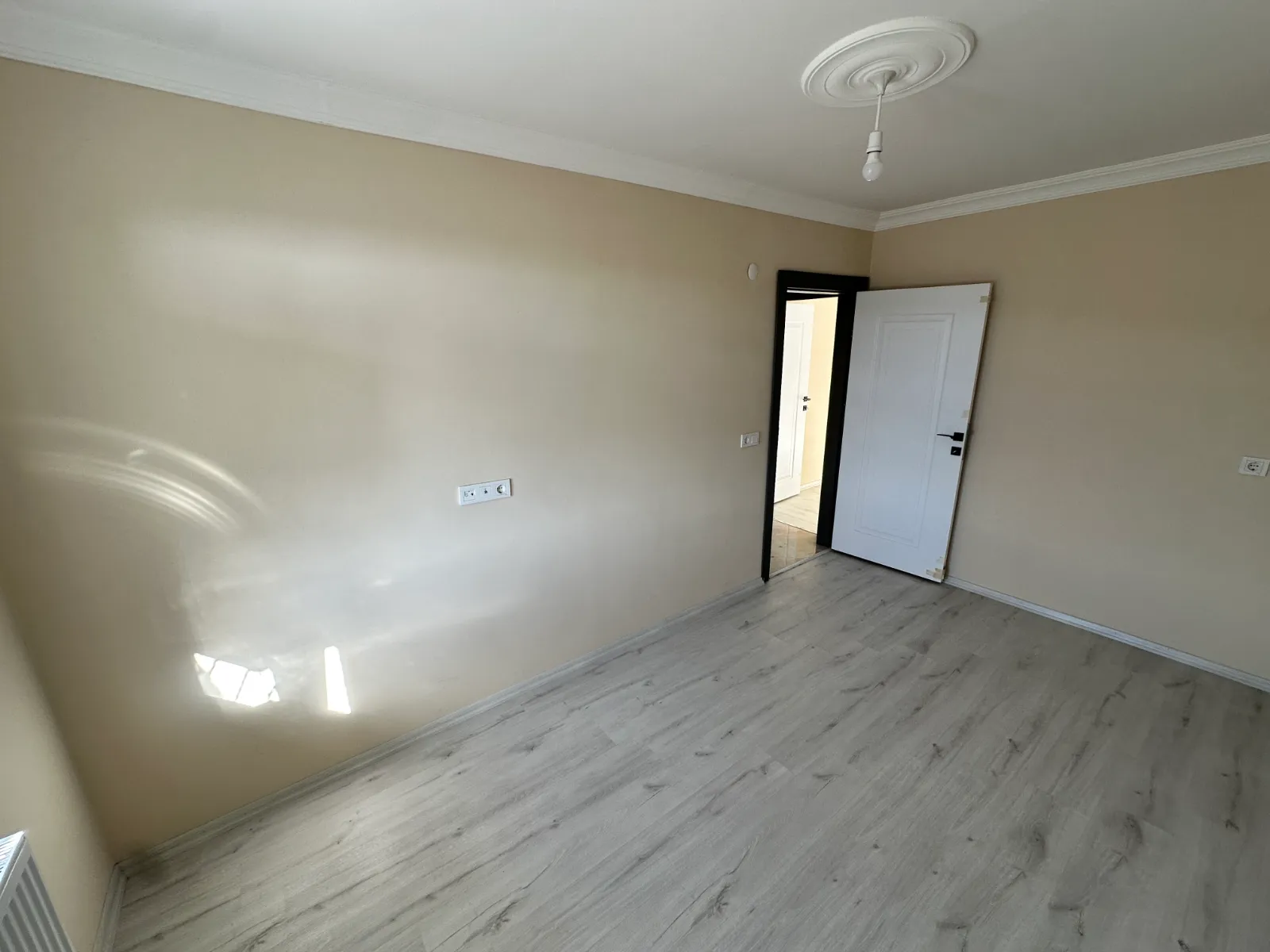 TAŞOLUK MAHALLESİNDE SATILIK 2+1 BAHÇE KATI DAİRE KOD(1017) görsel 11