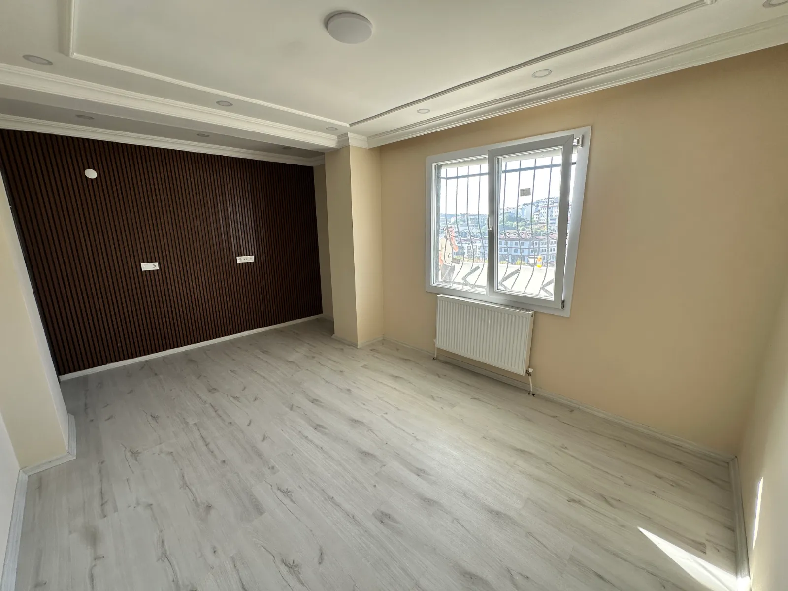 TAŞOLUK MAHALLESİNDE SATILIK 2+1 BAHÇE KATI DAİRE KOD(1017)