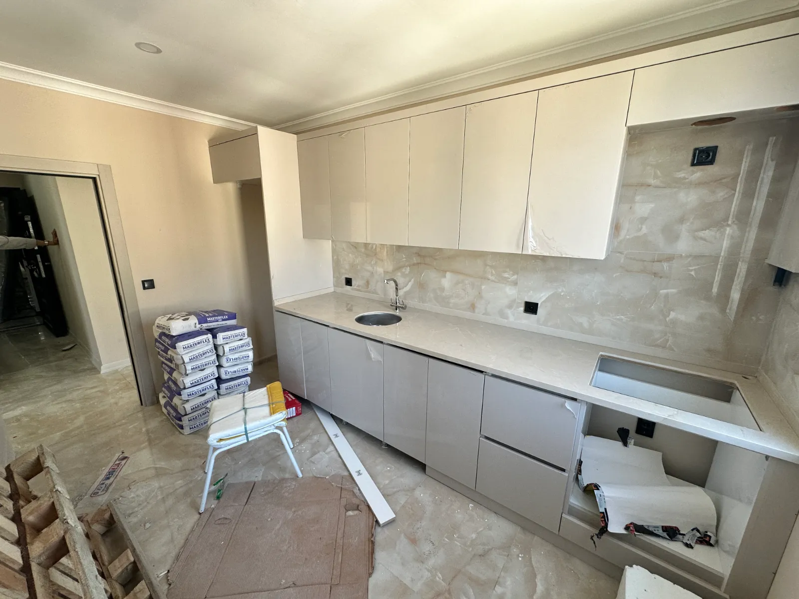 ARNAVUKÖY TAŞOLUKTA SATILIK 2+1 SIFIR ARAKAT DAİRE KOD(1007) görsel 11