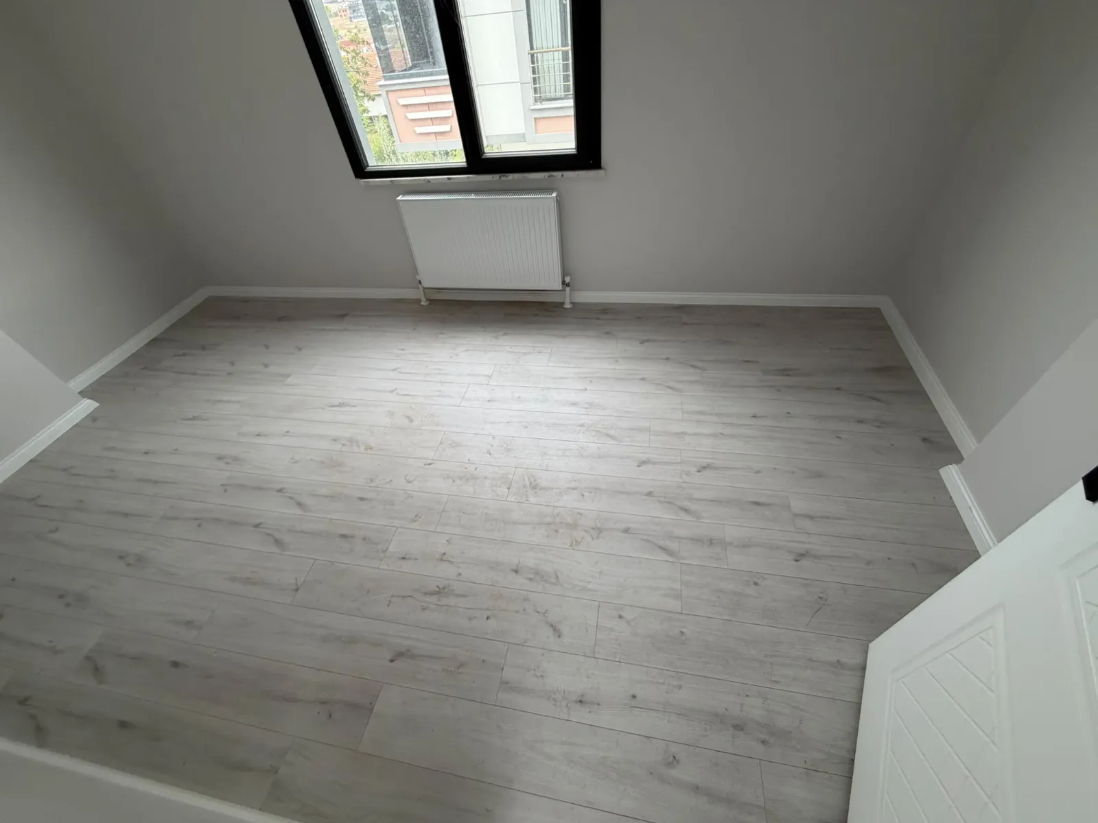 KARLIBAYIR MAHALLESİNDE SATILIK YÜKSEK GİRİŞ 2+1 DAİRE görsel 12